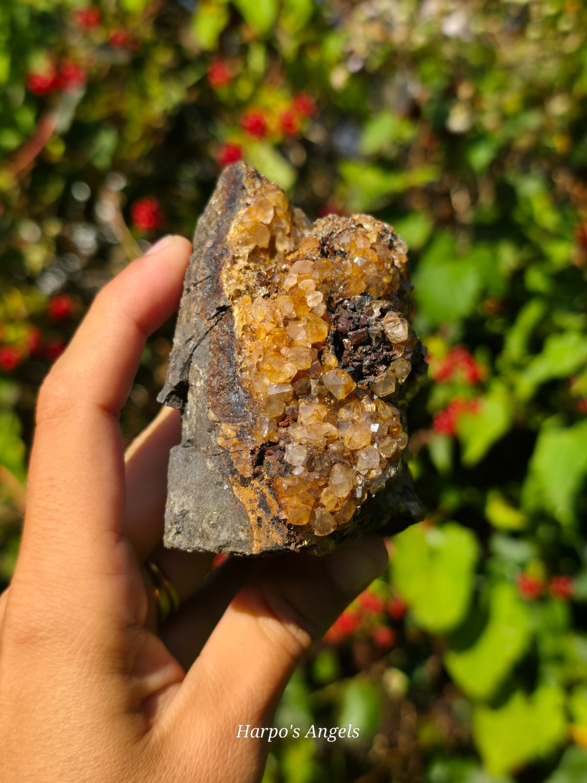 Tangerine Quartz - Honey Pot Pocket - UK Mineral